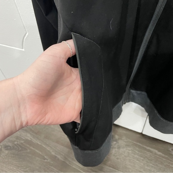 The North Face Black Men's Full Zip Jacket - Picture 3 of 14